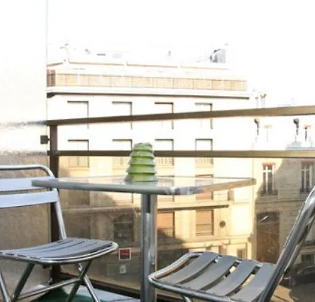Studio Champs-elysees Apartment Paris